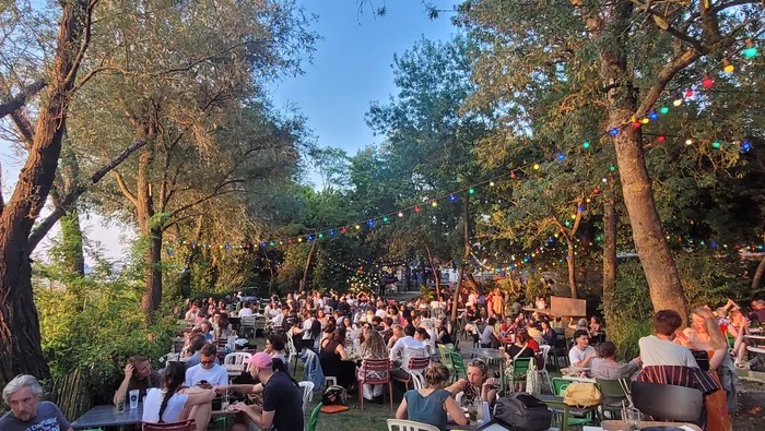 Terrasse de La Guinguette chez Alriq